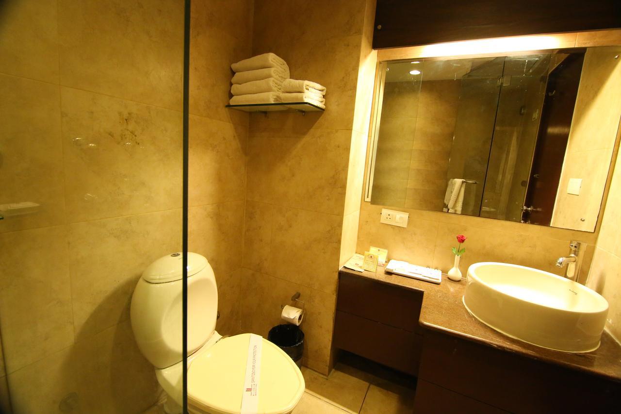 Cs Boutique Hotel Faridabad Bagian luar foto