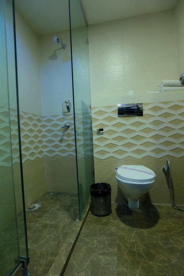 Cs Boutique Hotel Faridabad Bagian luar foto
