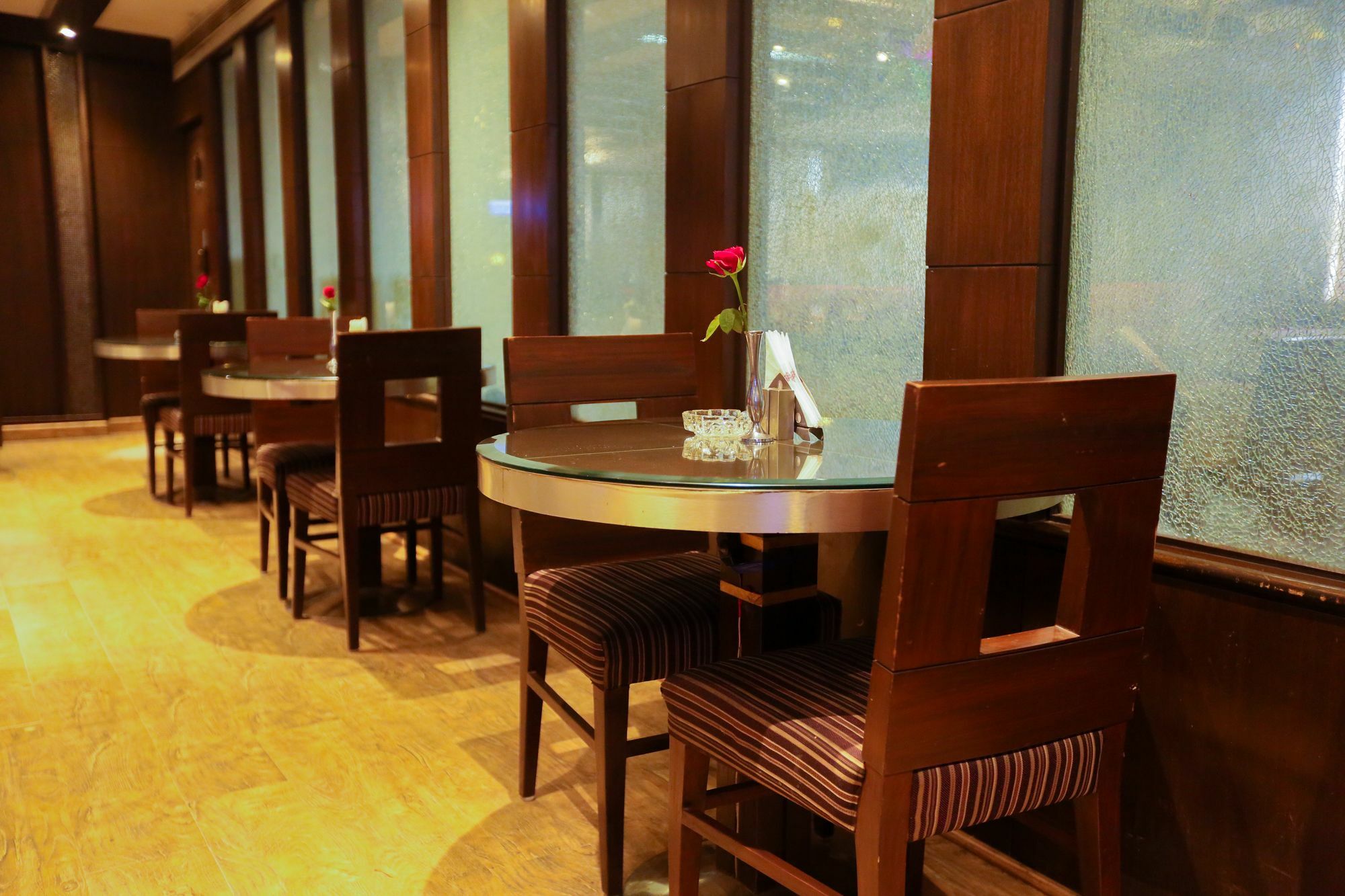 Cs Boutique Hotel Faridabad Bagian luar foto